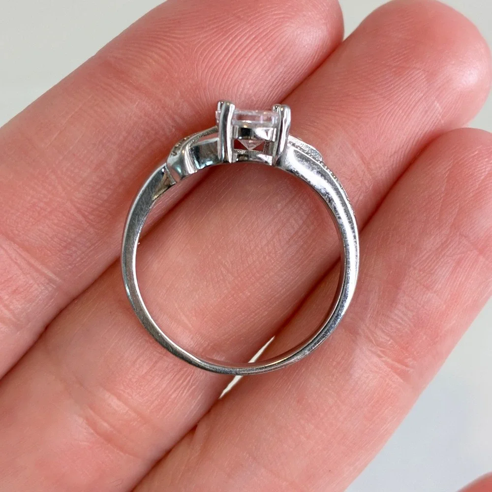 Vintage Ring Oval Cut Clear Stone Pavé Split Shank Silver Tone Size 10